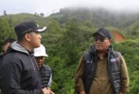 Foto Walikota Sungai Penuh di TPA RPT ( Humas Pemkot Sungai Penuh)
