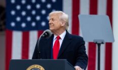 Trump : Sebuah Kehormatan Paus Pertama Terpilih dari AS