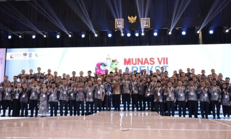 Alfin, SH Hadiri Munas APEKSI