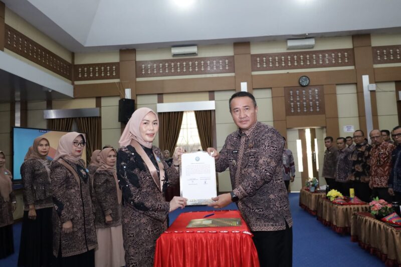 Acara Pengukuhan Forum Kota Sehat di Aula kantor Wali Kota Sungai Penuh