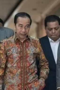 Mediasi Ijazah Gagal Kembali, Jokowi Tegas Tolak Jalan Damai
