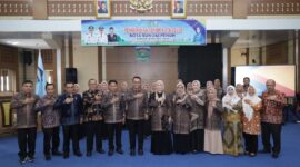 Pengukuhan Forum Kota Sehat di Aula kantor Wali Kota sungai Penuh