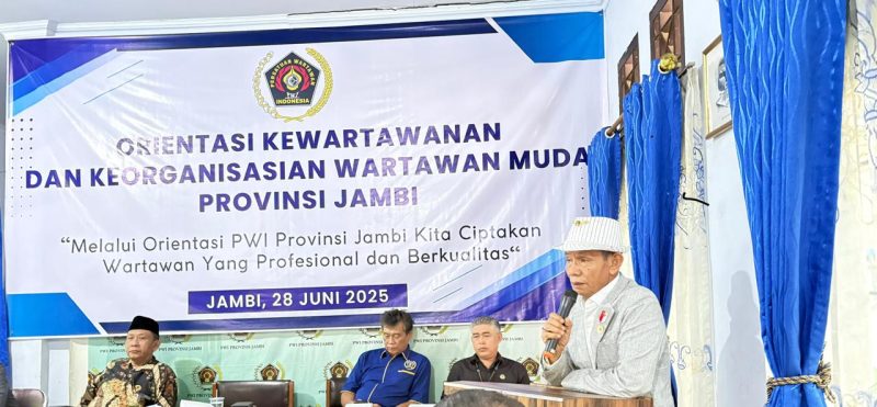 Ridwan Agus DPT Ketua PWI Provinsi Jambi acara Orientasi PWI di Gedung PWI Prov.Jambi