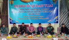 Wakil Walikota Sungai Penuh Azhar Hamzah menghadiri Kenduri Sudah Tuai 2025 di Desa Debai sebagai bentuk syukur atas hasil panen masyarakat.