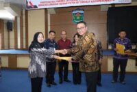 Wako Alfin Serahkan SK (Kemenkumham) Koperasi Merah Putih
