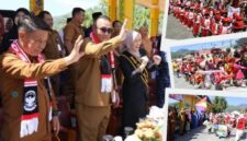 Walikota Alfin bersama Ketua TP PKK membuka Carnaval TK RA se-Kota Sungai Penuh, Selasa (19/8).
