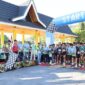 Wali Kota Sungai Penuh bersama TP PKK melepas peserta Juara Fun Run sebagai simbol ajakan hidup sehat.