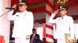 Walikota Sungai Penuh Alfin SH memimpin upacara HUT ke-80 RI di Lapangan Merdeka.