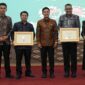 Wako Alfin SH bersama Jajaran Dinas Kesehatan Kota Sungai Penuh Mendapat 2 Penghargaan di Kemenkes RI Jakarta.