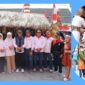 Walikota Sungai Penuh Alfin melepas peserta pawai HUT ke-80 RI.