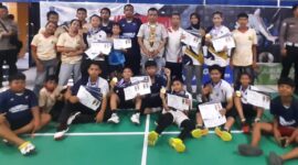 Fhoto Atlit Bulu Tangkis Kota sungai Pada Kejuaraan Provinsi Jamdi Di Kuala Tungkal