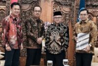 Wabup Kerinci Murison bersama Sekretaris DPKAD Miftahul Jannah saat audiensi dengan jajaran Kementerian Pendidikan di Jakarta.