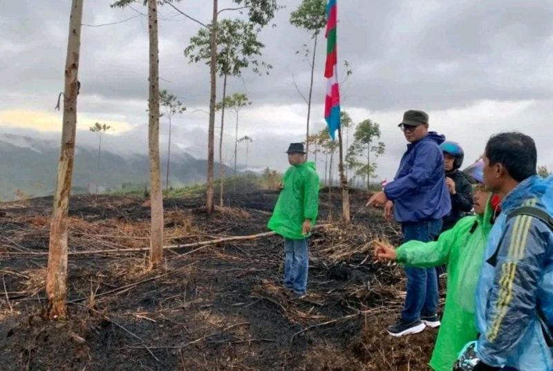 Walikota Sungai Penuh, Alfin, SH bersama tim meninjau kawasan Renah Kayu Embun (RKE) yang direncanakan sebagai lokasi Tempat Pengolahan Sampah Terpadu (TPST) berbasis T3R modern.