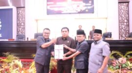 Wako Alfin memaparkan Rancangan KUA-PPAS 2026 di DPRD Sungai Penuh.