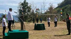 Wali Kota Alfin memimpin upacara pembukaan TMMD ke-126 di Sungai Jernih.