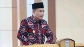 Wali Kota Sungai Penuh Alfin dan Wakil Wali Kota Azhar Hamzah melepas Kafilah MTQ ke-54 Tingkat Provinsi Jambi