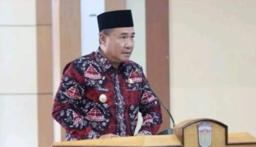 Wali Kota Sungai Penuh Alfin dan Wakil Wali Kota Azhar Hamzah melepas Kafilah MTQ ke-54 Tingkat Provinsi Jambi
