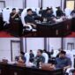 Pimpinan dan Anggota DPRD Kota Sungai Penuh saat mengikuti Rakor Pemberantasan Korupsi bersama DPRD se-Provinsi Jambi di Aula DPRD Kota Sungai Penuh, Kamis (27/11).