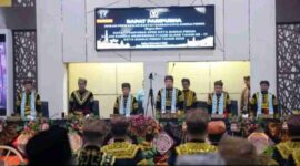 Pimpinan DPRD Kota Sungai Penuh bersama Gubernur Jambi saat Rapat Paripurna HUT ke-17 Kota Sungai Penuh.