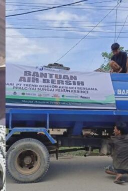 PT Tren Gen Horizon Salurkan Tangki Air Bersih
