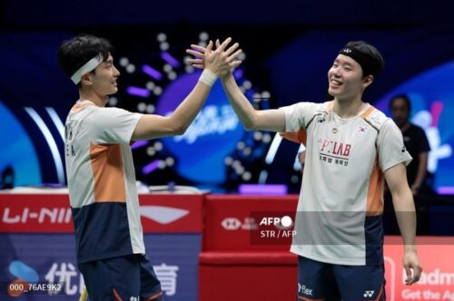 Ganda putra ranking 1 dunia, Kim Won-ho/Seo Seung-jae, memutuskan mundur secara dadakan dari India Open 2026 yang mempersempit saingan pasangan Indonesia, Sabar Karyaman Gutama/Moh Reza Pahlevi Isfahani.