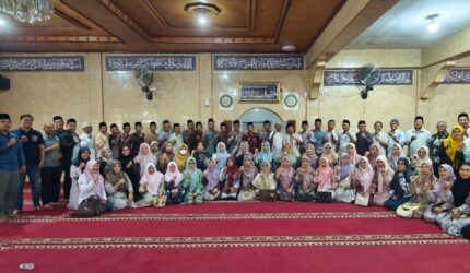 ASN Luhah Rio Jayo bersama ninik mamak dan panitia Kenduri Sko 2026