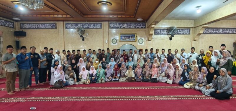 ASN Luhah Rio Jayo mengikuti pertemuan persiapan Kenduri Sko 6 Luhah Sungai Penuh 2026 di Mushala Nurus Sabah, Rio Jayo.