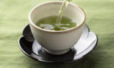 5 Minuman Herbal Alami Bantu Turunkan Berat Badan