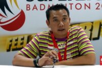 Kabid Binpres PBSI, Eng Hian, menjelaskan alasan perombakan pelatih. (foto CNN Indonesia)