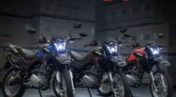 Suzuki DR160X 2026 hadir dalam beberapa pilihan warna dengan desain agresif dan lampu depan full LED.