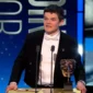 Robert Aramayo memberikan pidato kemenangannya setelah meraih penghargaan Aktor Terbaik di BAFTA Awards 2026 (Foto: Youtube/BAFTA).
