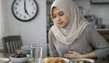 Menu sahur sehat dengan sayur, buah, dan sumber protein membantu menahan lapar lebih lama saat puasa.