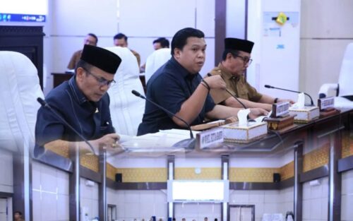 Rapat Bamus DPRD Kota Sungai Penuh membahas jadwal kegiatan 2026 ( foto Humas DPRD Sungai penuh)
