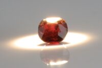 Foto: Batu Painite. (Tangkapan Layar Crytal Treasure)