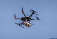 Militer Iran mengklaim menembak jatuh 10 drone canggih dalam eskalasi konflik terbaru dengan AS dan Israel.