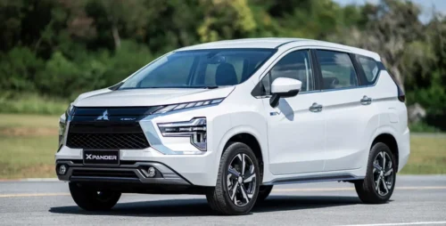 Mitsubishi menyiapkan salah satu model hybrid, Xpander Hybrid atau Xforce Hybrid, untuk diproduksi dan diluncurkan di Indonesia tahun ini.