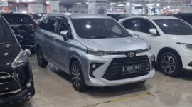 Toyota Avanza generasi lama masih menjadi pilihan di pasar mobil bekas karena harga terjangkau dan biaya perawatan relatif murah.