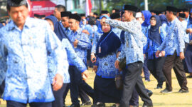 Bupati Bandung Dadang Supriatna menyambut terbitnya SE Mendikdasmen Nomor 6 Tahun 2026 yang memperbolehkan dana BOSP digunakan untuk membayar honor guru dan tenaga kependidikan PPPK paruh waktu.