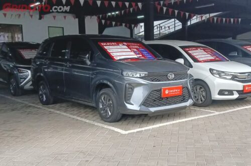 Nissan Serena C24 menjadi pilihan mobil bekas MPV dengan kabin luas dan harga terjangkau.