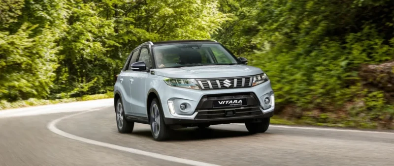 Suzuki Vitara Turbo Hybrid 2026 hadir dengan desain modern, mesin 1.4L turbo, dan teknologi mild-hybrid 48 volt.