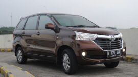 Toyota Avanza bekas keluaran 2015–2016 masih diminati karena mesin tangguh dan biaya perawatan yang terjangkau.