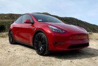 Tesla menyiapkan SUV listrik kompak dengan harga lebih terjangkau untuk pasar global