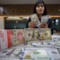 Nilai tukar rupiah tertekan terhadap dolar AS akibat sentimen global dan penguatan indeks dolar