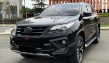 Toyota All New Fortuner 2018–2019 masih diminati berkat desain gagah dan performa mesin diesel yang bertenaga.