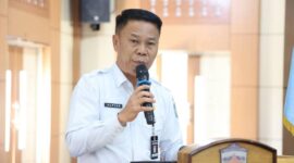 Sekda Sungai Penuh Alpian saat membuka kegiatan seleksi Paskibraka Tahun 2026 di Aula Kantor Wali Kota Sungai Penuh.