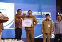 Wali Kota Alfin mengikuti peresmian Pos Bantuan Hukum desa dan kelurahan se-Provinsi Jambi di Auditorium Rumah Dinas Gubernur Jambi, Selasa (28/4).