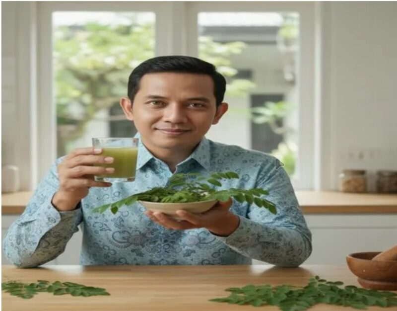 Daun kelor mengandung vitamin A dan antioksidan yang baik untuk kesehatan penglihatan