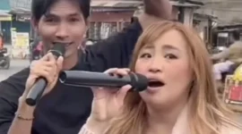 Penghasilan Fantastis Pinkan Mambo dari Live TikTok di Jalanan. (Foto: Instagram/TikTok Pinkan Mambo)