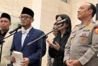 Satgas Haji dan Umrah bersama aparat kepolisian menyampaikan imbauan kepada masyarakat agar tidak tergiur tawaran haji tanpa antre yang ilegal.