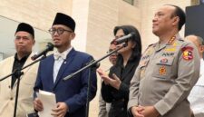Satgas Haji dan Umrah bersama aparat kepolisian menyampaikan imbauan kepada masyarakat agar tidak tergiur tawaran haji tanpa antre yang ilegal.